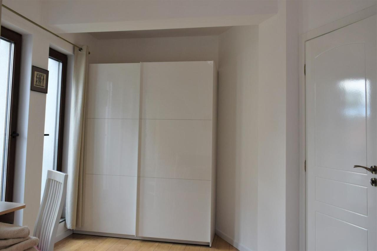 Top Center Apartment Gramophone With Private Parking Burgas Esterno foto