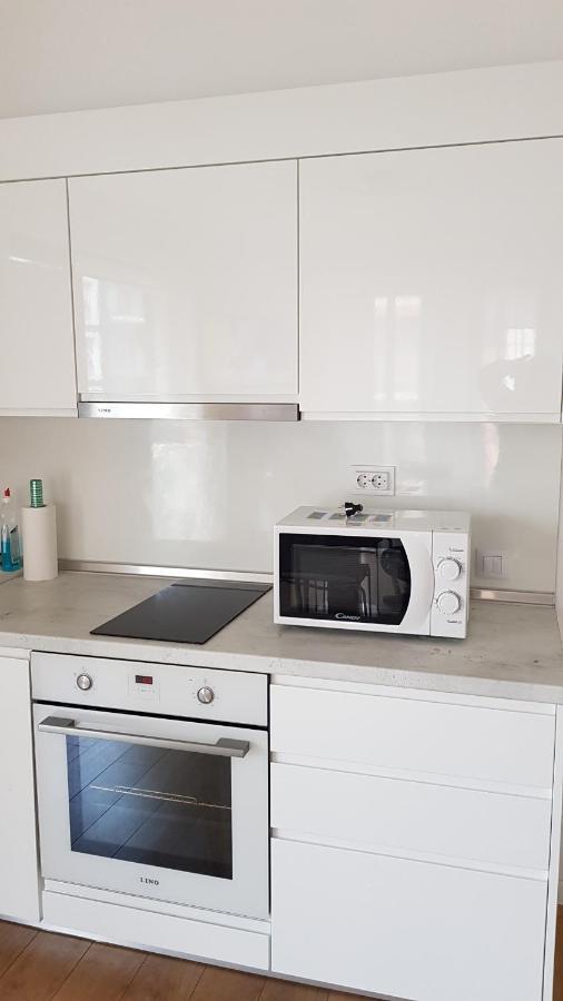 Top Center Apartment Gramophone With Private Parking Burgas Esterno foto